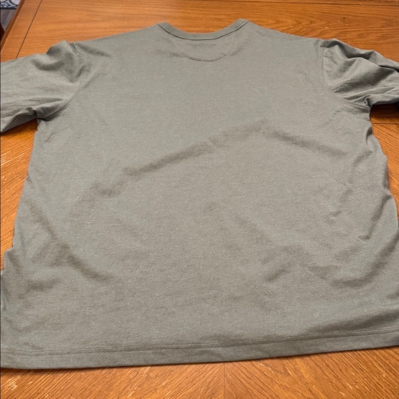 Duluth Men's Longtail T Relaxed Fit Long Sleeve Sage Green T-Shirt Size XL NWT - Picture 4 of 7